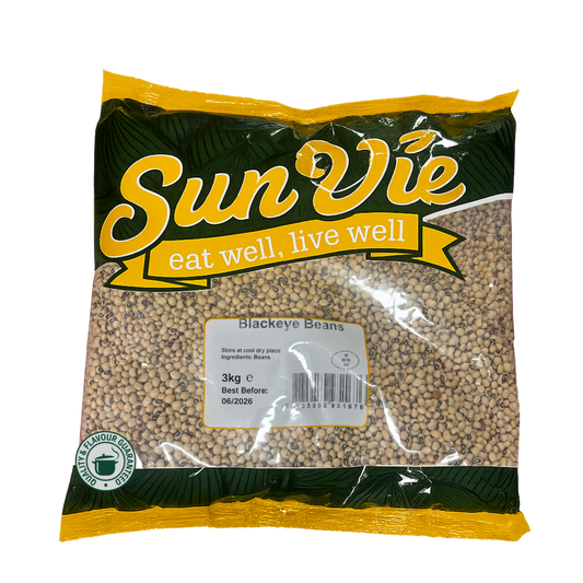Bag of Sun Vie blackeye beans on a white background